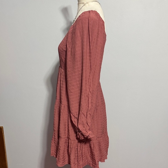 ANDREE BY UNIT Mauve Rose Smocked Tiered Long Sleeve Dress - Picture 3 of 5